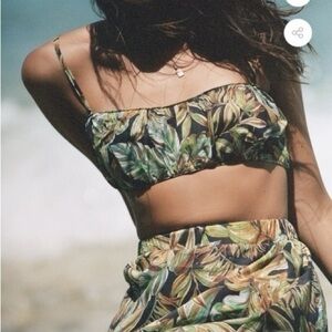 NWOT Carlie Holiday willow top. Size 2.